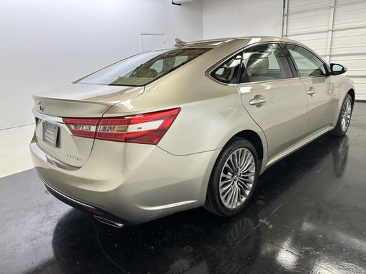 2018 Toyota Avalon Limited in Owensboro, KY - Champion Ship Auto Sales 54