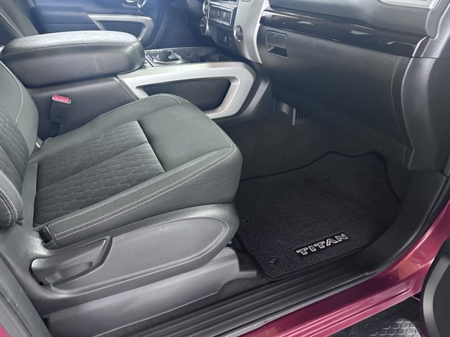 2017 Nissan Titan XD SV