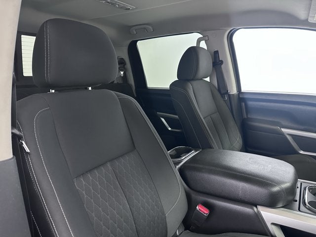 2017 Nissan Titan XD SV