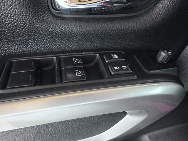 2017 Nissan Titan XD SV
