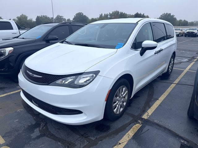 2021 Chrysler Voyager L