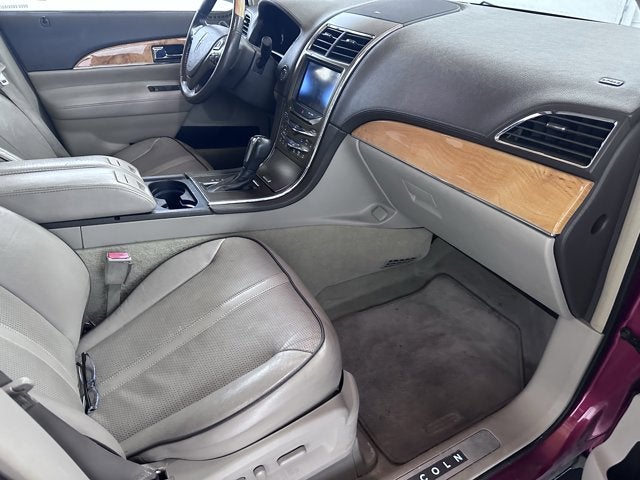 2011 Lincoln MKX Base