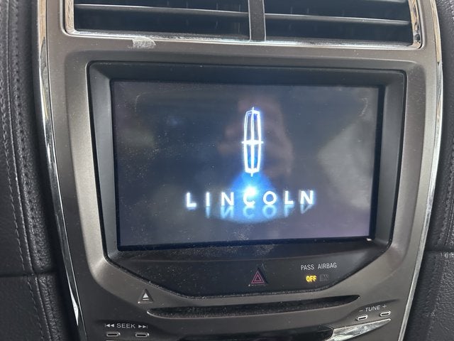 2011 Lincoln MKX Base