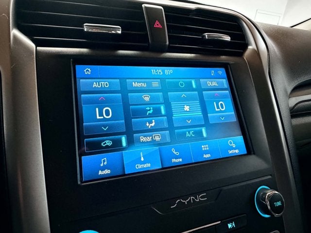2020 Ford Fusion SE