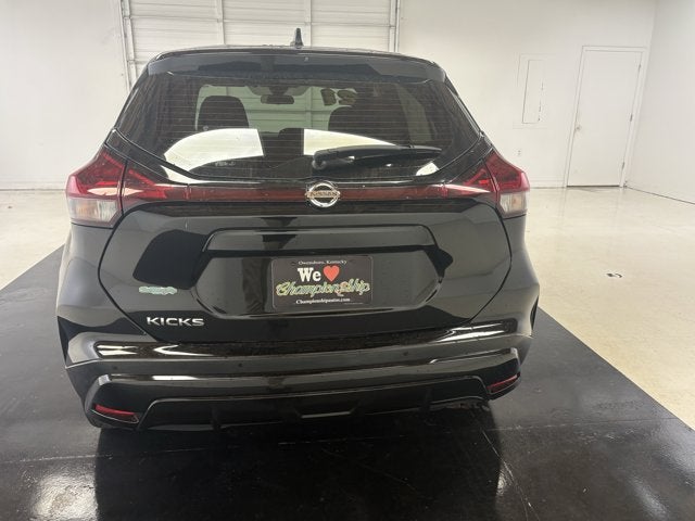 2021 Nissan Kicks S
