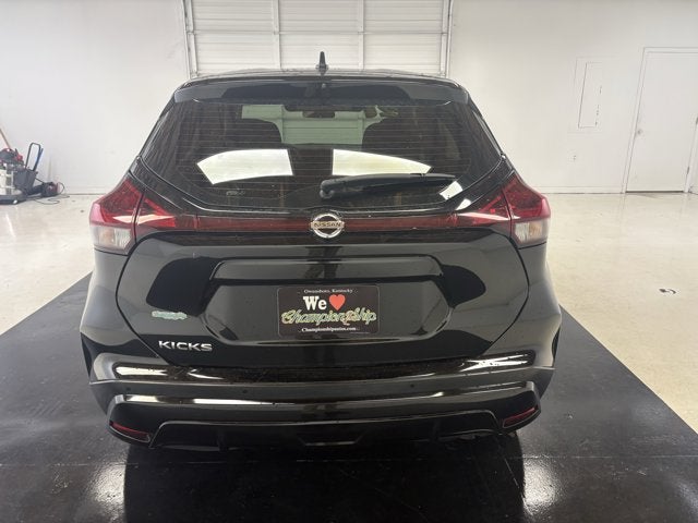 2021 Nissan Kicks S