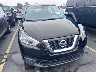 2020 Nissan Kicks S