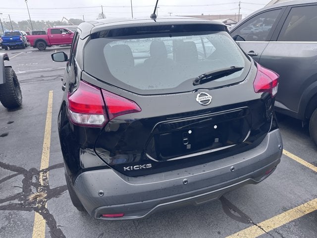 2020 Nissan Kicks S