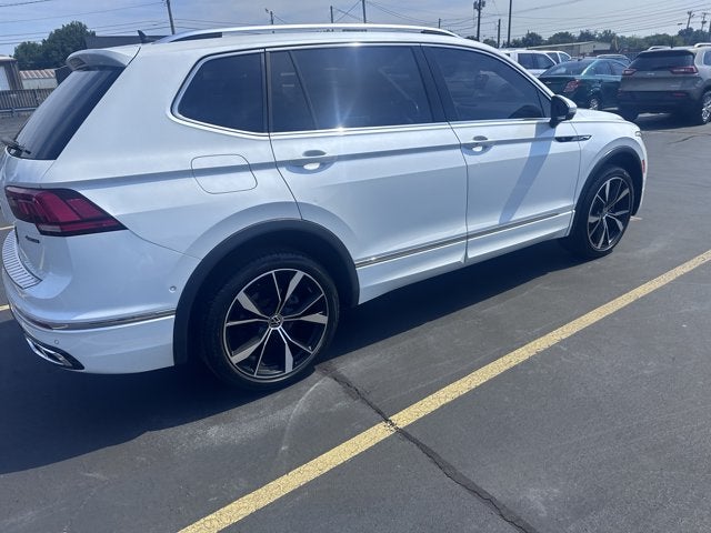 2022 Volkswagen Tiguan SEL R-Line