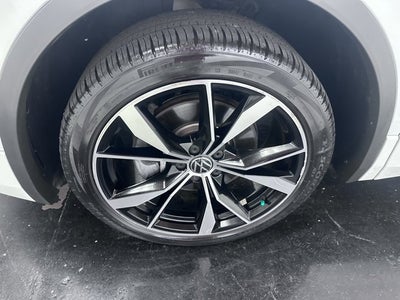 2022 Volkswagen Tiguan SEL R-Line