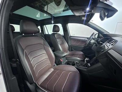 2022 Volkswagen Tiguan SEL R-Line