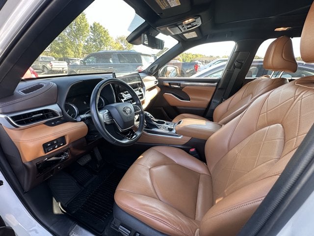 2021 Toyota Highlander Platinum