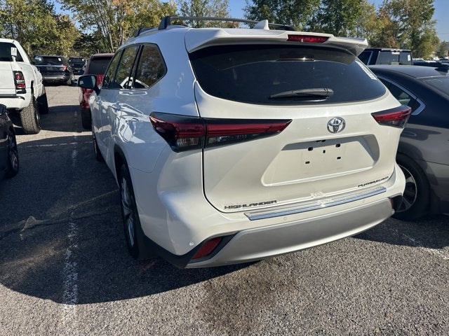 2021 Toyota Highlander Platinum
