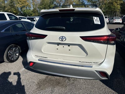 2021 Toyota Highlander Platinum