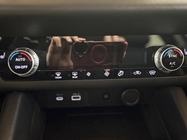 2024 Mitsubishi Outlander SE Black Edition