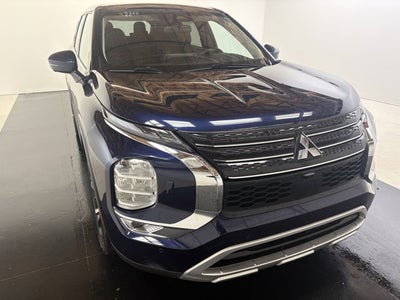 2024 Mitsubishi Outlander SE Black Edition