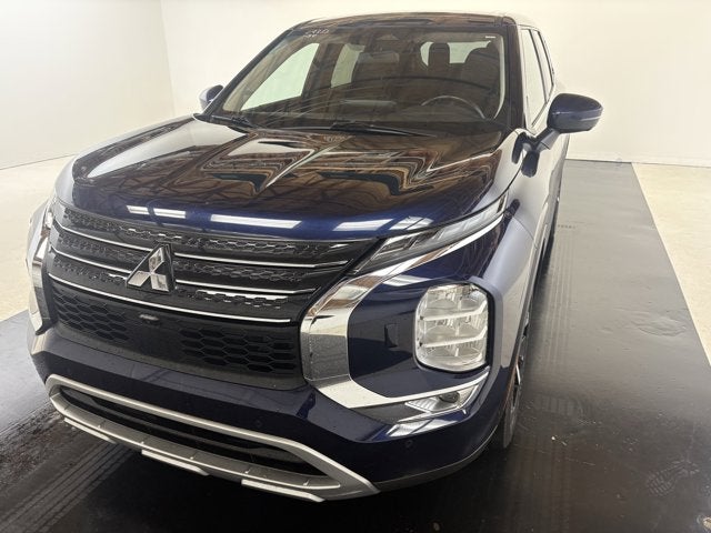 2024 Mitsubishi Outlander SE Black Edition